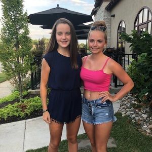 Meet your Posher, Ella